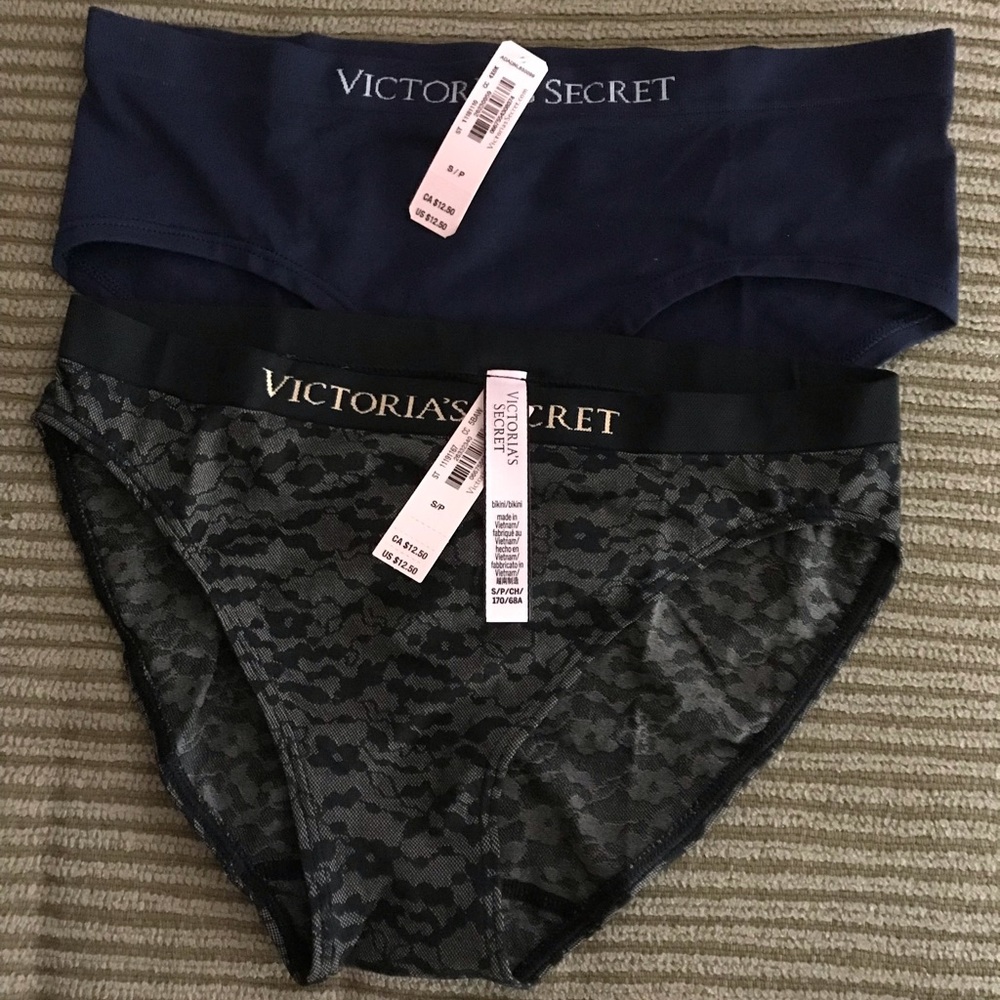 NWT Victoria’s Secret Set of 2 Logo Panties Seamless Size Small